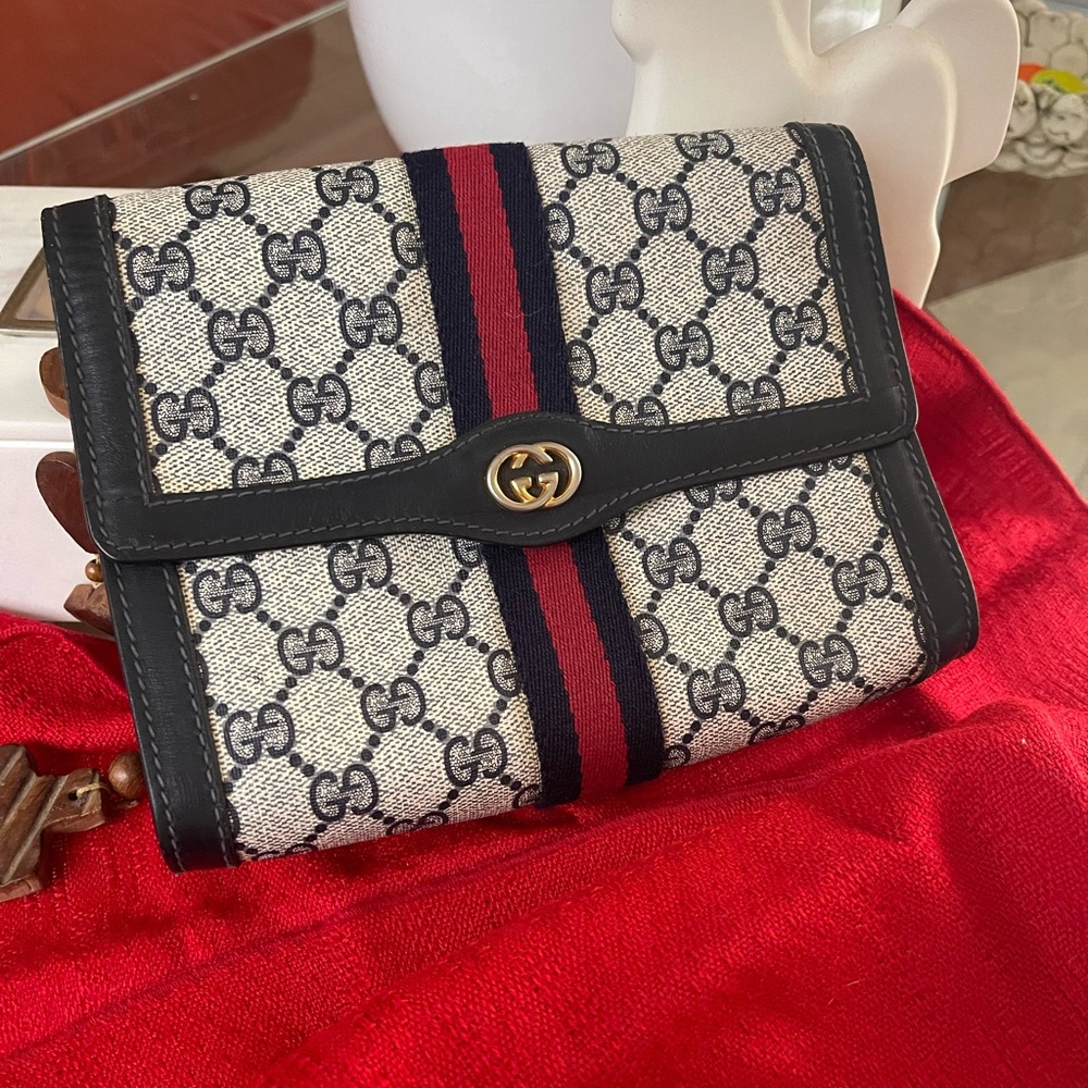 💯AUTHENTIC VINTAGE GUCCI MONOGRAM CLUTCH